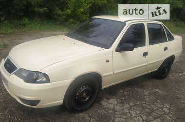 Седан Daewoo Nexia 2012 в Сумах