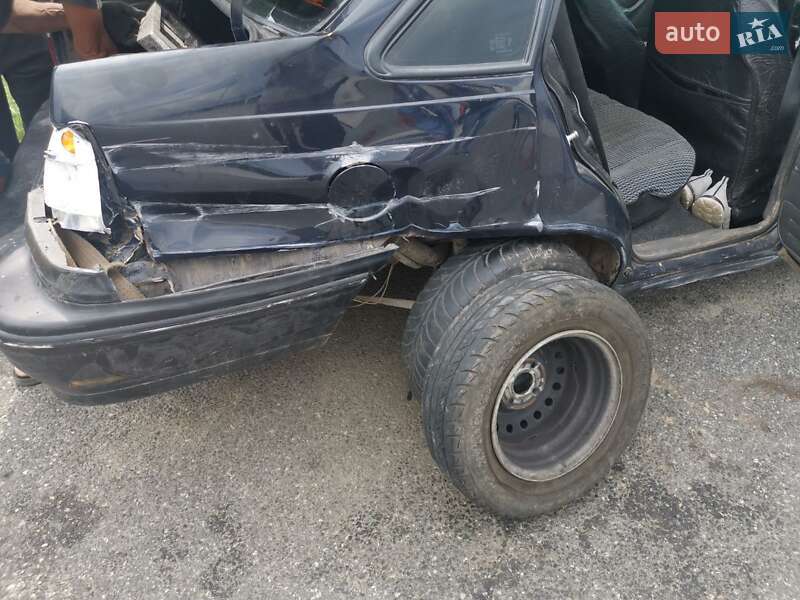 Седан Daewoo Nexia 2007 в Львове