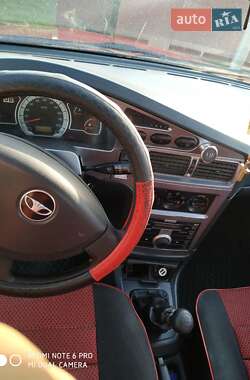 Седан Daewoo Nexia 2012 в Березане