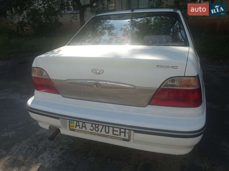 Седан Daewoo Nexia 2007 в Киеве