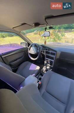 Седан Daewoo Nexia 2010 в 