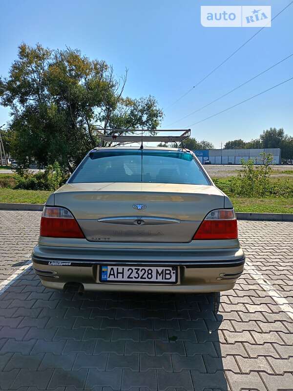 Седан Daewoo Nexia 2006 в Черновцах