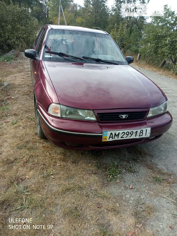 Седан Daewoo Nexia 2005 в Киеве