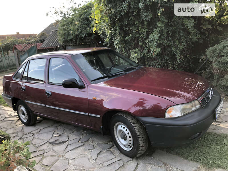Седан Daewoo Nexia 2008 в Виноградове