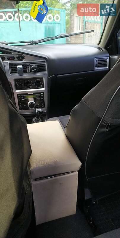 Седан Daewoo Nexia 2011 в Яворові