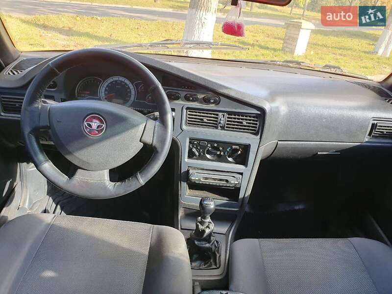 Седан Daewoo Nexia 2010 в Харькове