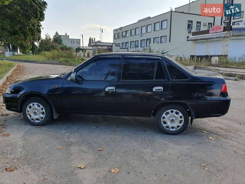 Седан Daewoo Nexia 2010 в Харькове