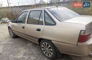 Седан Daewoo Nexia 2008 в 