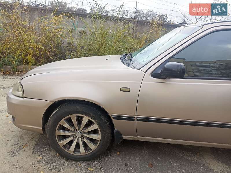 Седан Daewoo Nexia 2008 в Киеве