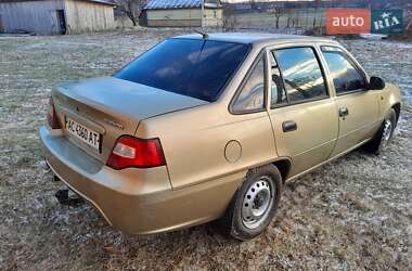 Седан Daewoo Nexia 2008 в Камені-Каширському