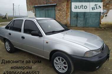 Седан Daewoo Nexia 2008 в Черновцах