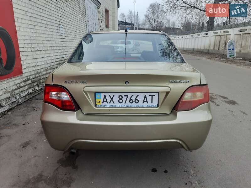 Седан Daewoo Nexia 2011 в Киеве фото 2 Седан Daewoo Nexia 2011 в Киеве