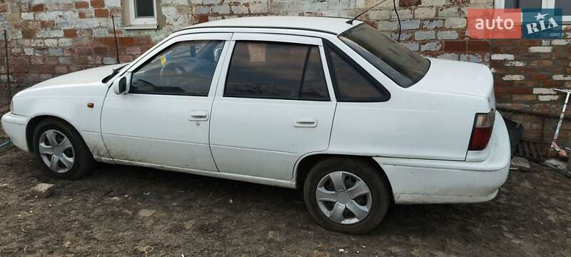 Седан Daewoo Nexia 2005 в Кобеляках