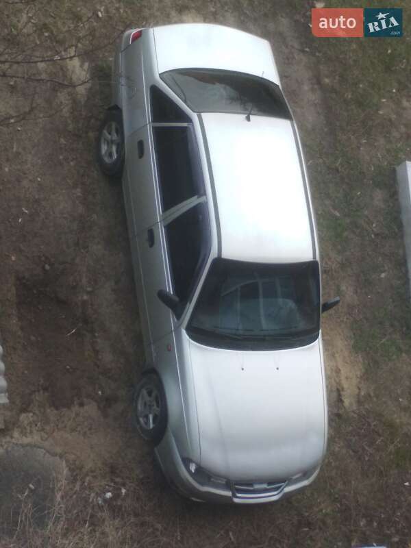 Седан Daewoo Nexia 2008 в Звенигородке