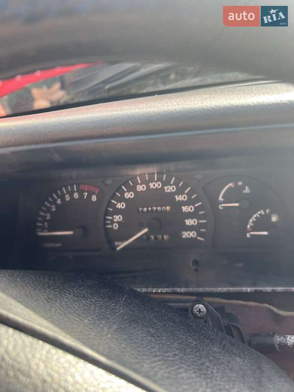 Седан Daewoo Nexia 1996 в Слов'янську
