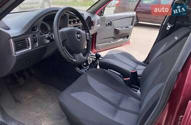 Седан Daewoo Nexia 2011 в 