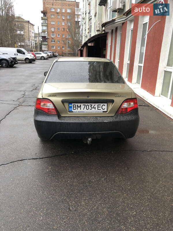 Седан Daewoo Nexia 2011 в Николаеве