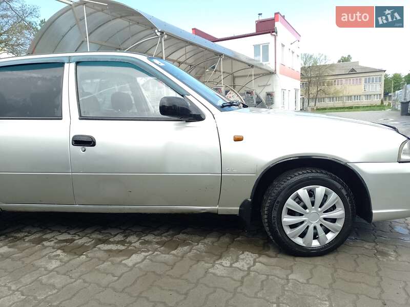 Седан Daewoo Nexia 2008 в Калуші