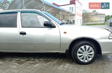 Седан Daewoo Nexia 2008 в 