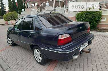 Седан Daewoo Nexia 2007 в Киеве