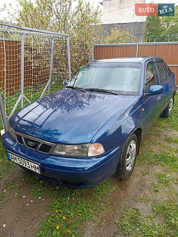 Седан Daewoo Nexia 1997 в 