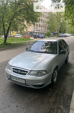 Седан Daewoo Nexia 2012 в Житомирі