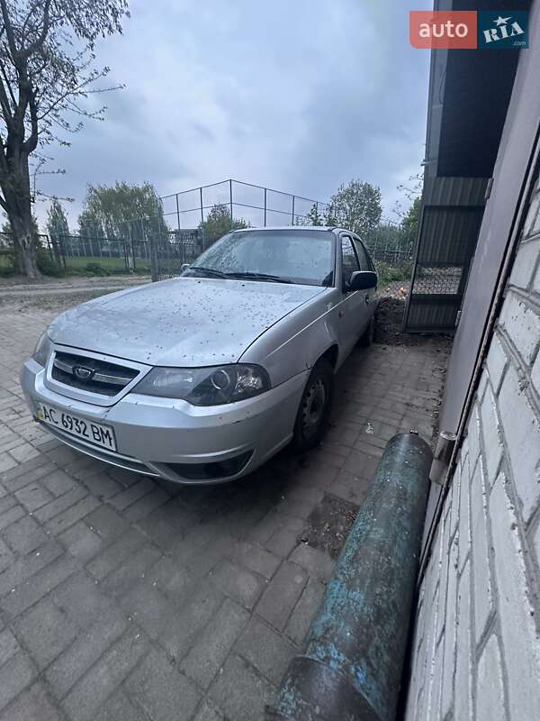 Седан Daewoo Nexia 2011 в Луцьку