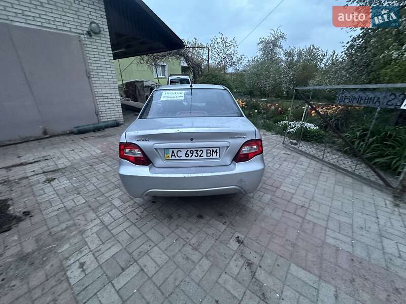 Седан Daewoo Nexia 2011 в Луцьку