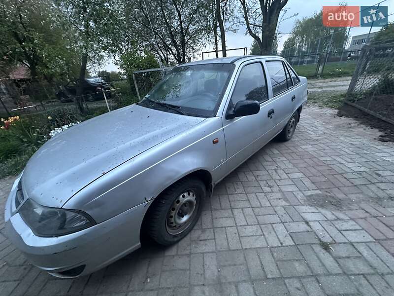 Седан Daewoo Nexia 2011 в Луцьку