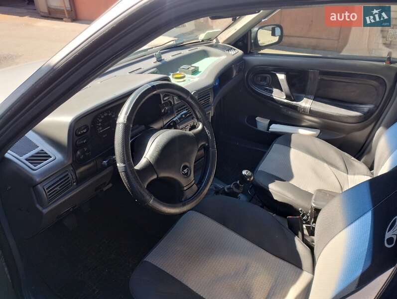 Седан Daewoo Nexia 2006 в Киеве