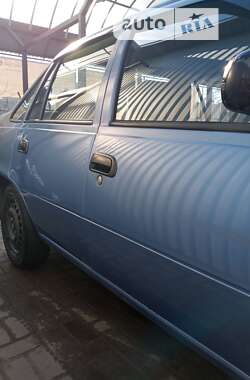 Седан Daewoo Nexia 2008 в Полтаве