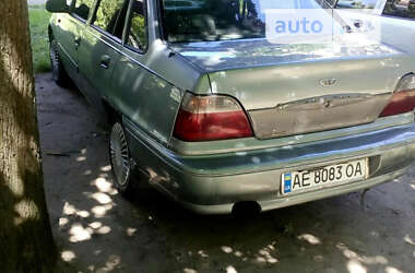 Седан Daewoo Nexia 2004 в Днепре