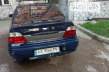 Седан Daewoo Nexia 2008 в Киеве