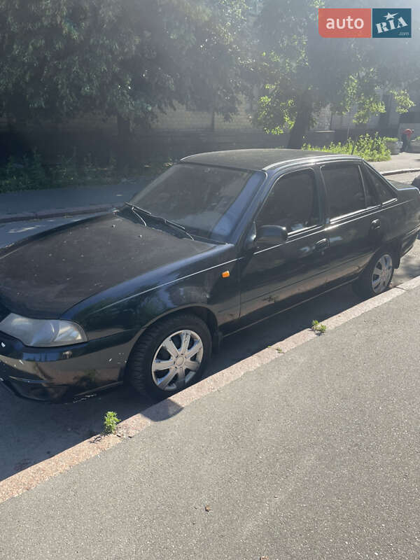 Седан Daewoo Nexia 2010 в Киеве