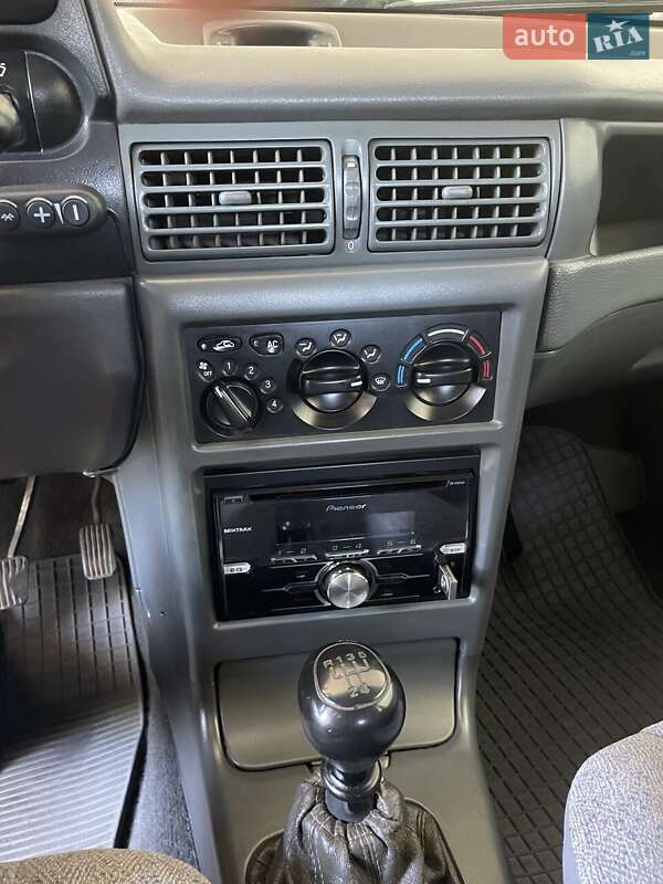 Седан Daewoo Nexia 1995 в Запорожье фото 9 Седан Daewoo Nexia 1995 в Запорожье