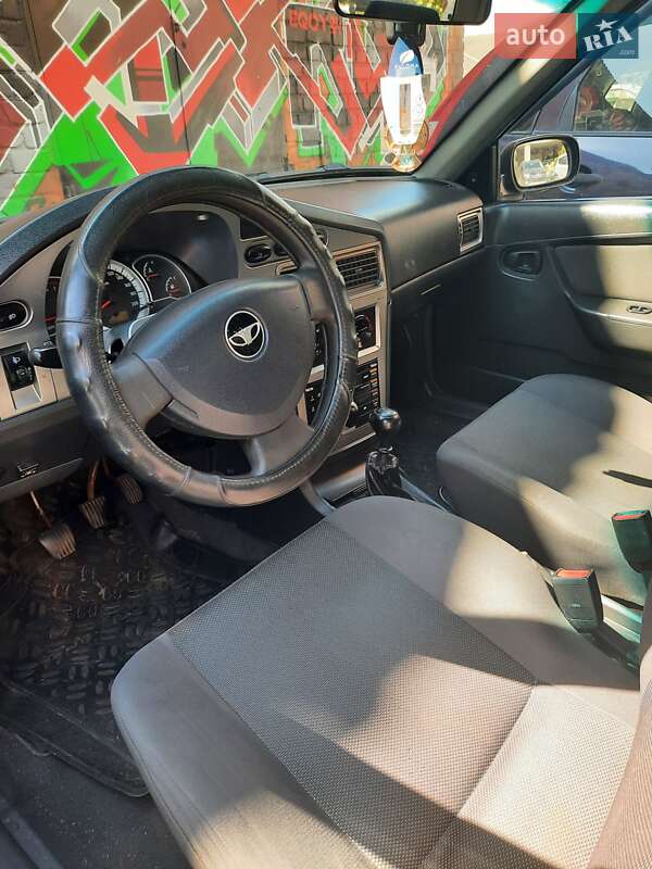 Седан Daewoo Nexia 2012 в Луцке