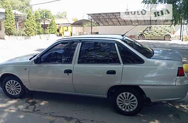 Седан Daewoo Nexia 2010 в Павлограде