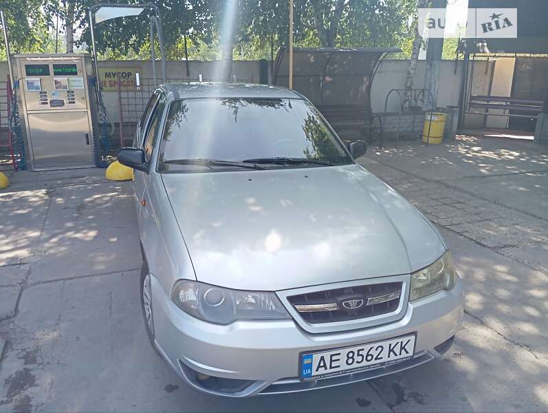 Седан Daewoo Nexia 2010 в Павлограде