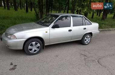 Седан Daewoo Nexia 2007 в 