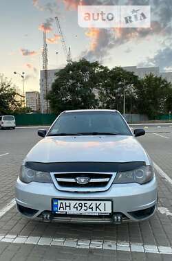 Седан Daewoo Nexia 2010 в Одесі