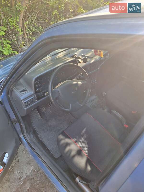 Седан Daewoo Nexia 2008 в Одессе