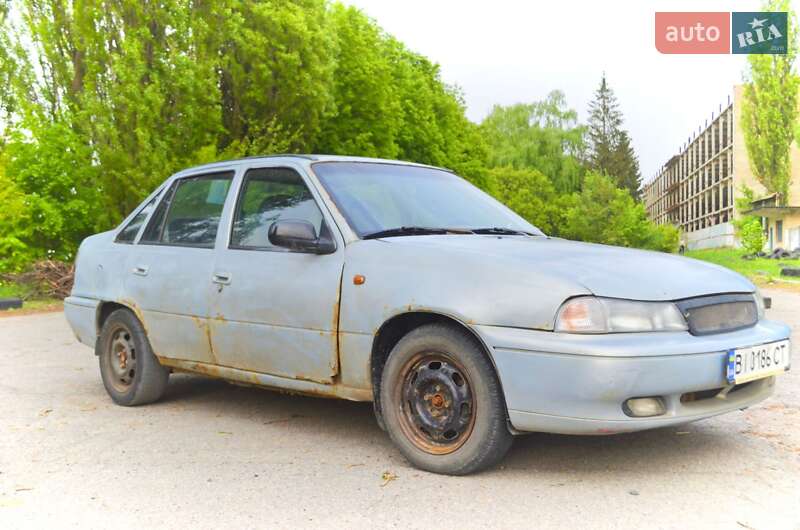 Седан Daewoo Nexia 1998 в Полтаве