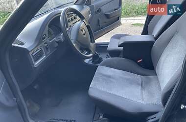 Седан Daewoo Nexia 2011 в 