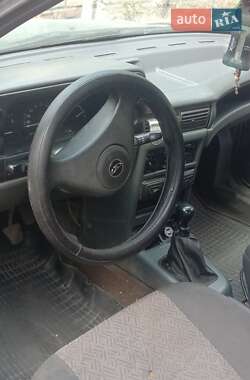 Седан Daewoo Nexia 1995 в 