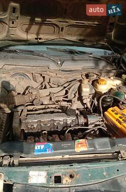 Седан Daewoo Nexia 1995 в 