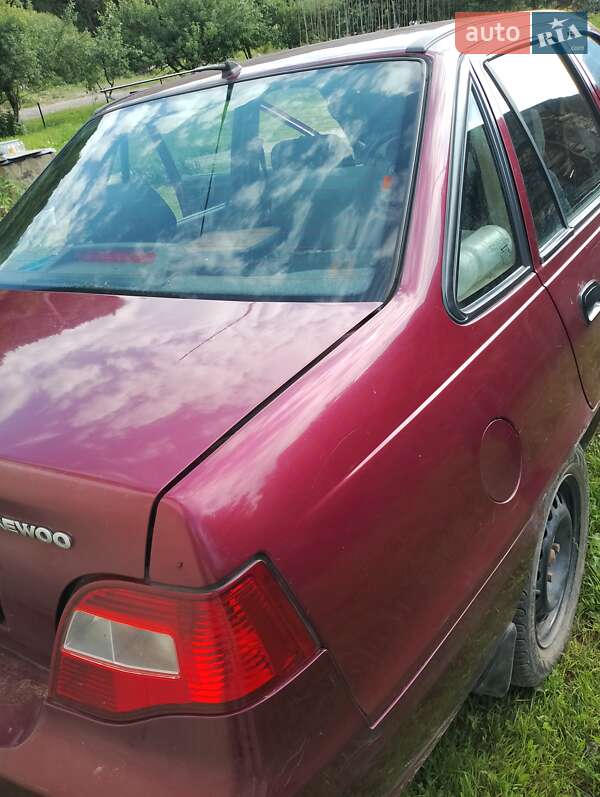 Седан Daewoo Nexia 2008 в 