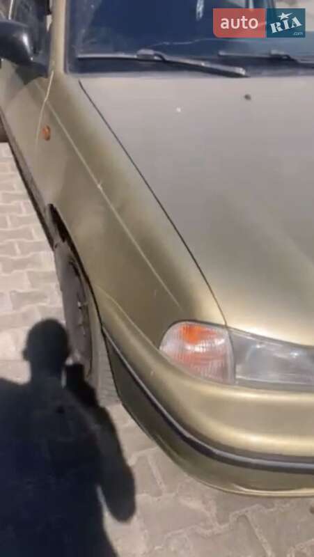 Седан Daewoo Nexia 2008 в 