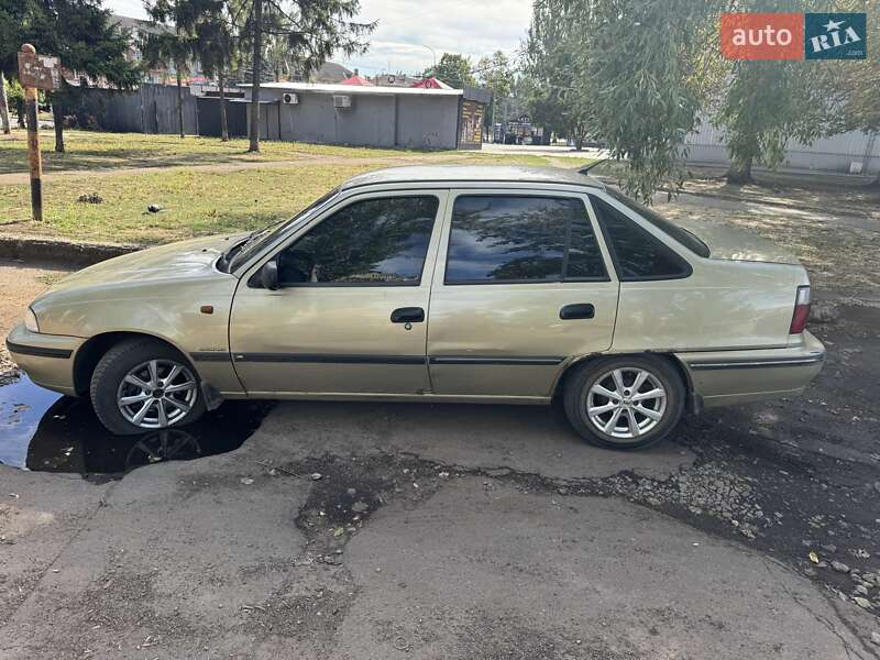Седан Daewoo Nexia 2006 в 