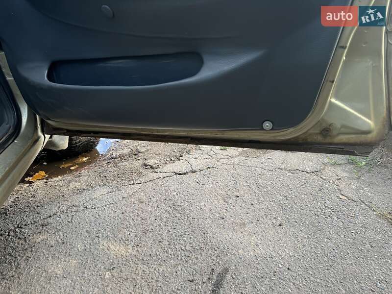 Седан Daewoo Nexia 2006 в Сумах