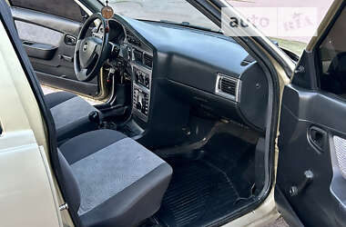 Седан Daewoo Nexia 2009 в 